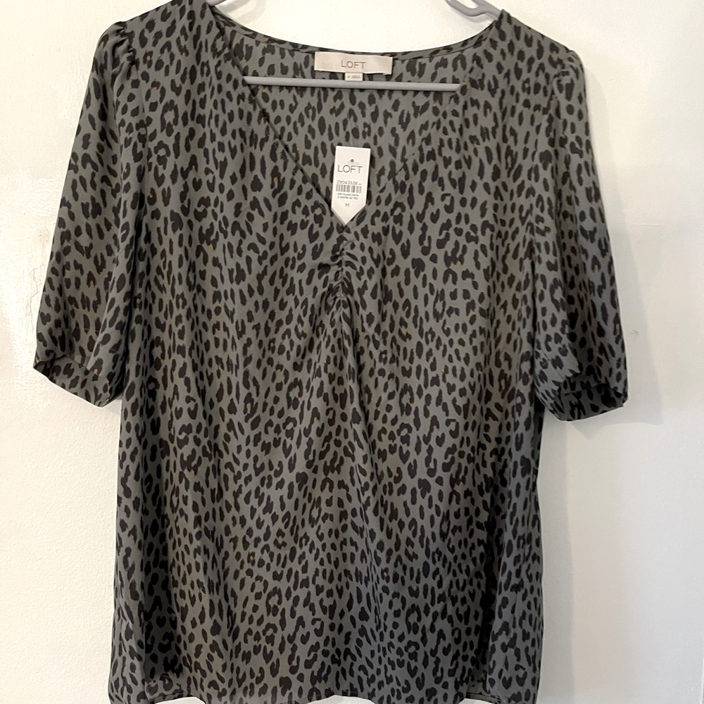 Flirty chiffon patterned short sleeved blouse